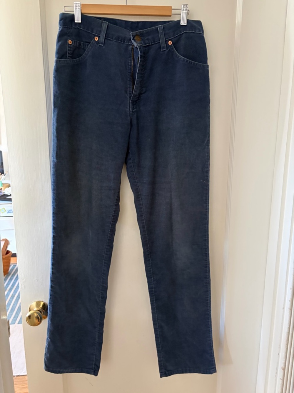 Levi’s Vintage Navy Blue Straight-Leg Corduroy Pants 910
